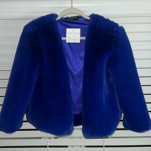 Central Park West New York
Chubbie Faux Fur Jacket
Neon BLUE Size XS